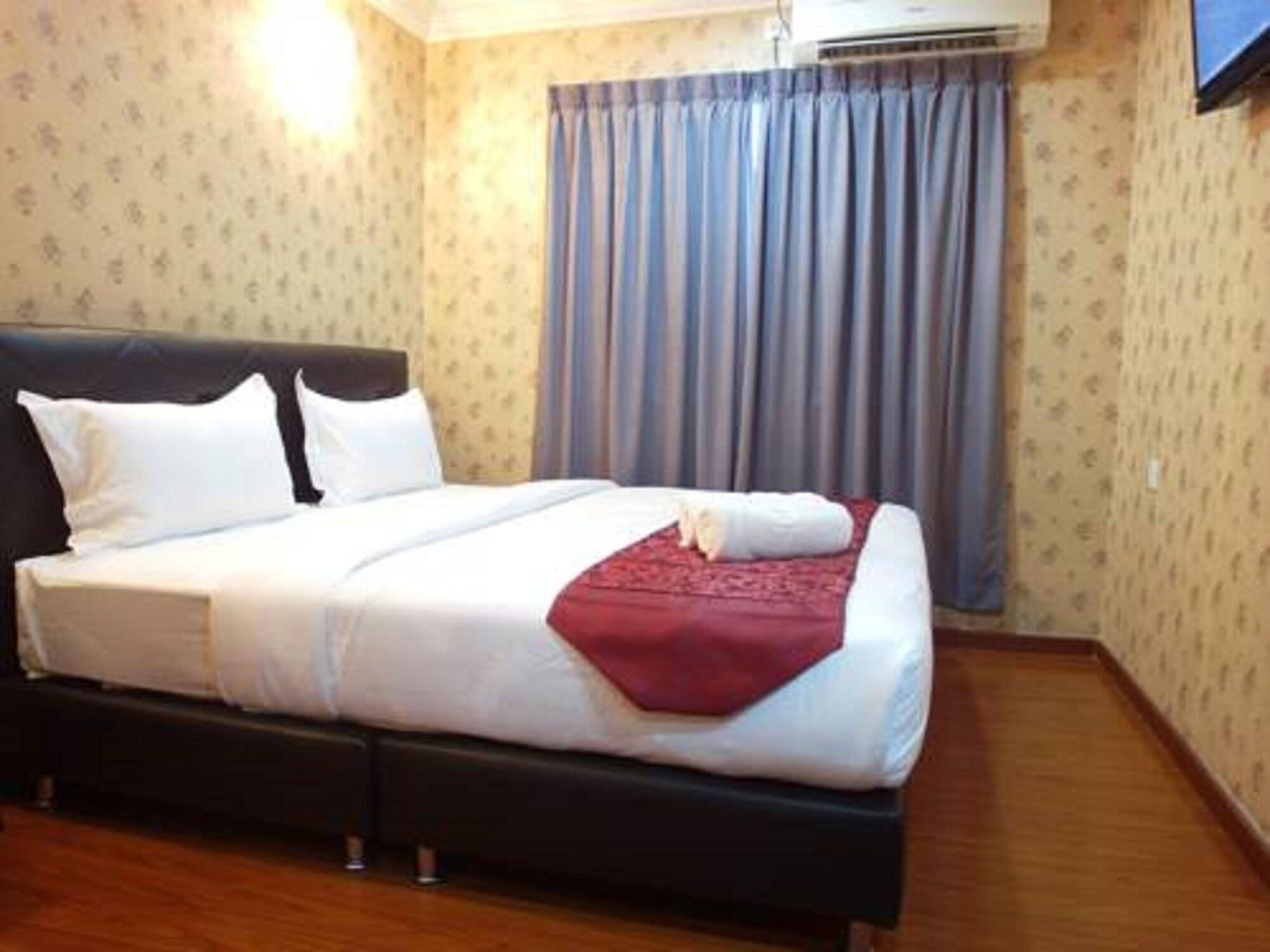 Classic Kinabalu Hotel Kota Kinabalu Exteriör bild